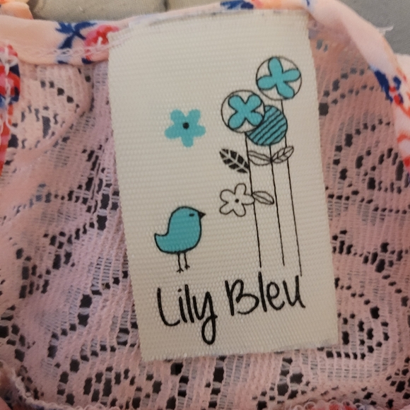 Lily Bleu Pink and Blue Floral Lace Blouse - Picture 2 of 3